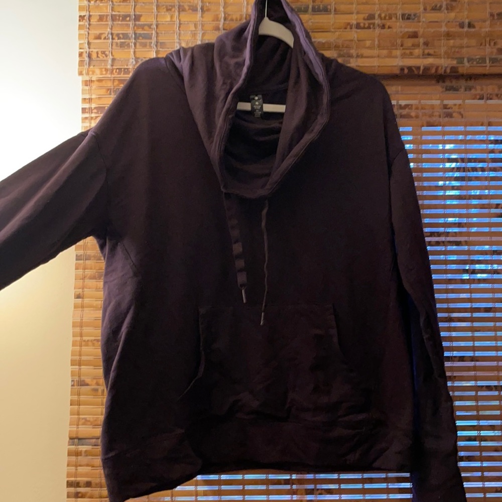 Yogalicious Sweatshirt in XL